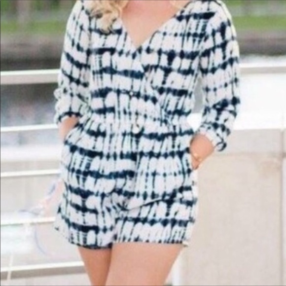 NWOT - Aeropostale Blue & White Tie Dye Romper - Picture 3 of 5